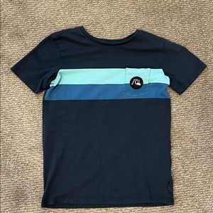 Quicksilver boys shirt size 10